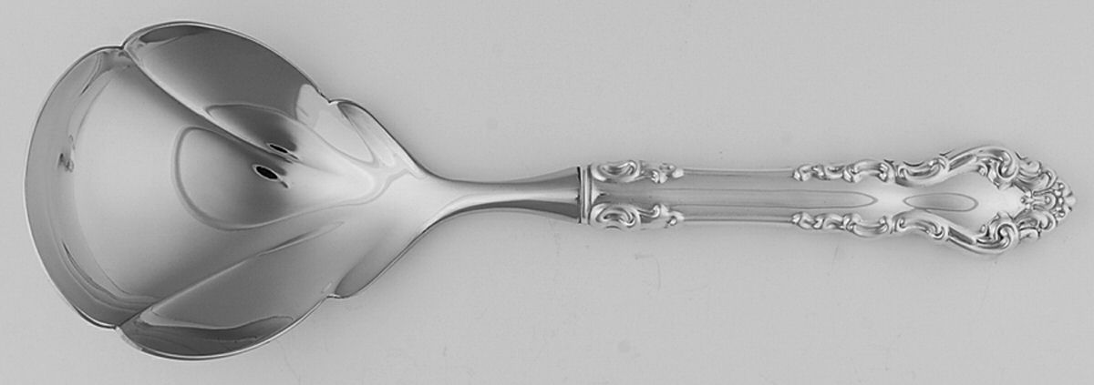Spanish Baroque (Sterling, 1965) Serving Spoon with Stainless Bowl by Reed & Barton-1