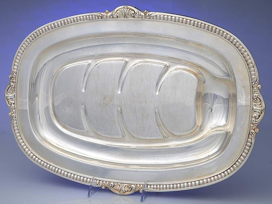 Sulgrave Manor (Silverplate, Hollowware) 18" 4 Toed Meat Platter with Well by Reed & Barton-1