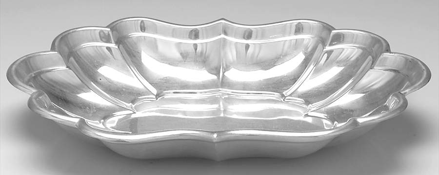 Windsor (Sterling, Hollowware) 12" Oval Vegetable by Reed & Barton-1