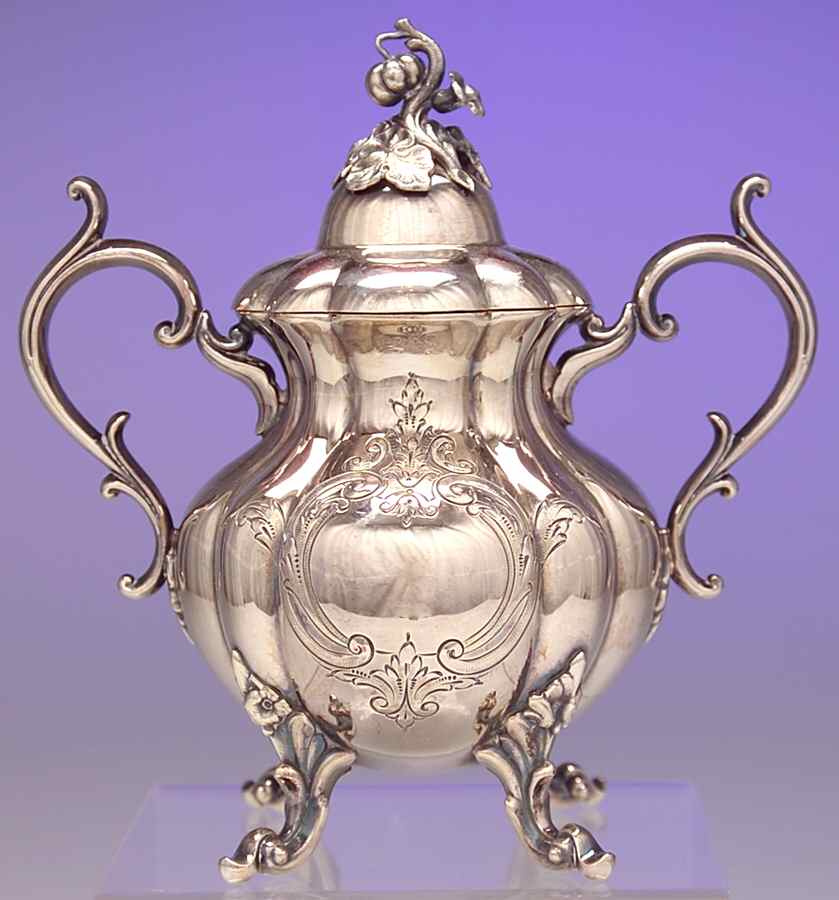 The Winthrop (Silverplate, Hollowware) Sugar Bowl & Lid by Reed & Barton-1