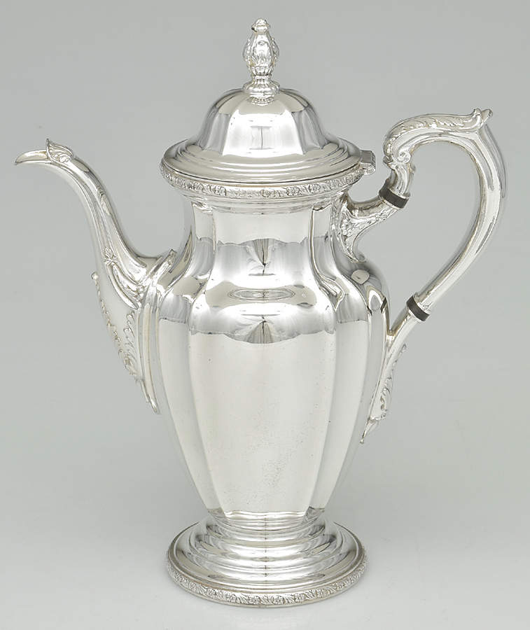 De Champlain (Silverplate, Hollowware) Silverplate Coffee Pot by Reed & Barton-1