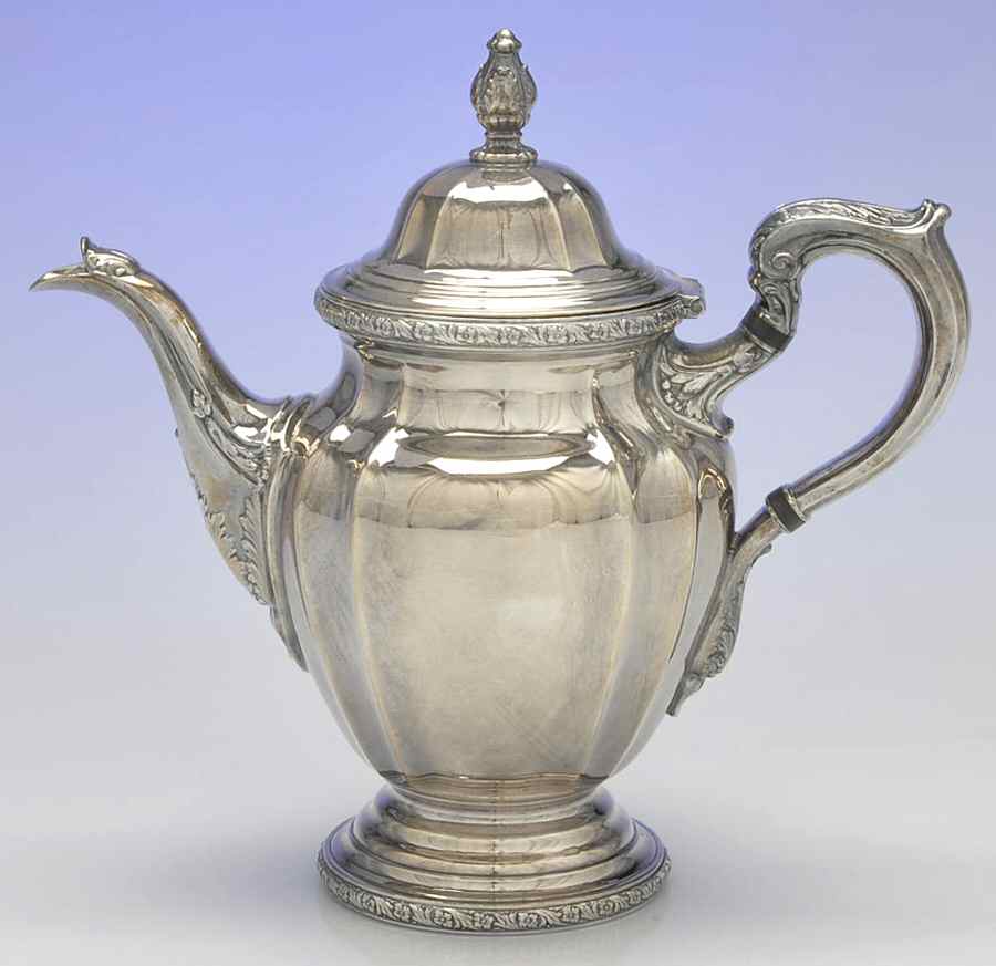 De Champlain (Silverplate, Hollowware) Teapot by Reed & Barton-1