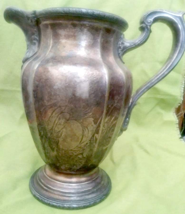 De Champlain (Silverplate, Hollowware) Silverplate Water Pitcher by Reed & Barton-1