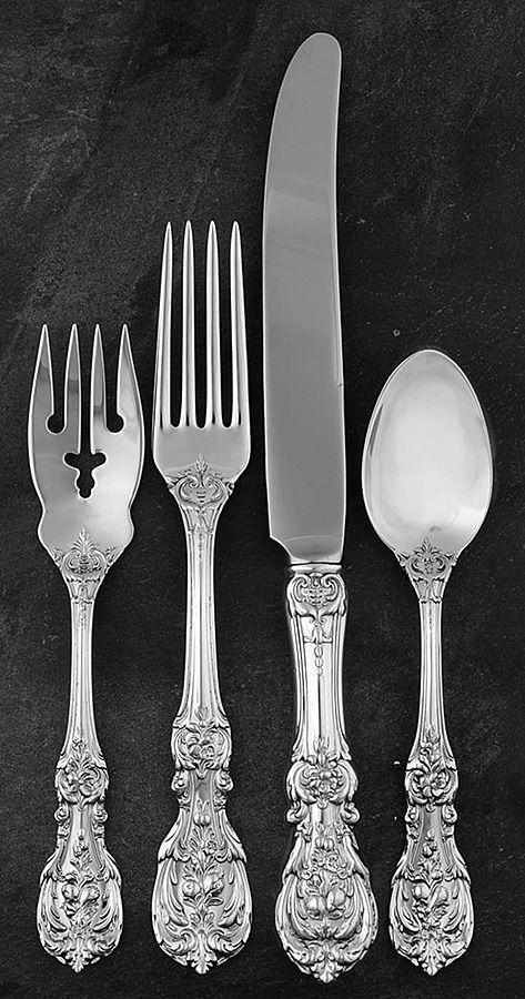 Francis I (Sterling, "Reed & Barton") 32  Piece Estate Set by Reed & Barton-1