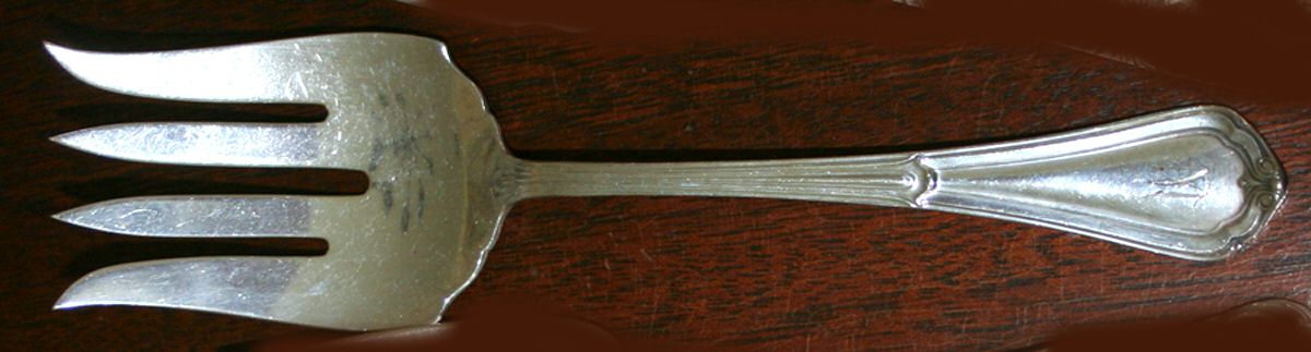 La Salle (Sterling, 1928) Medium Solid Cold Meat Serving Fork by Reed & Barton-1