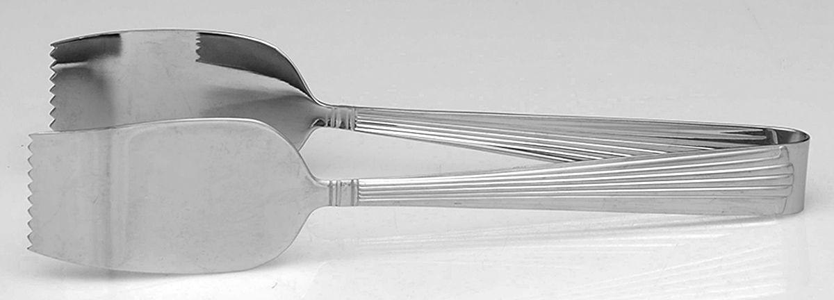 Fluted Elegance (Stainless) 1-Piece Salad Tongs by Reed & Barton-1