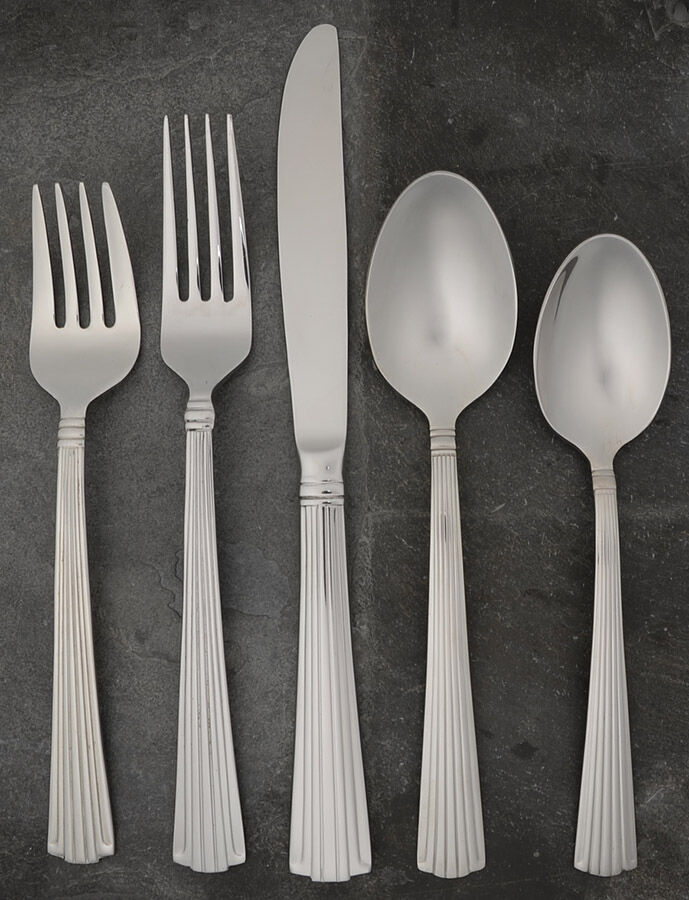 Fluted Elegance (Stainless) 5 Piece Place Setting by Reed & Barton-1