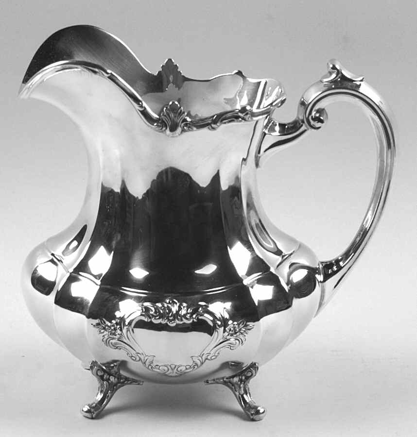 Hampton Court Shield (Strlg, Hlwr) Sterling Water Pitcher by Reed & Barton-1