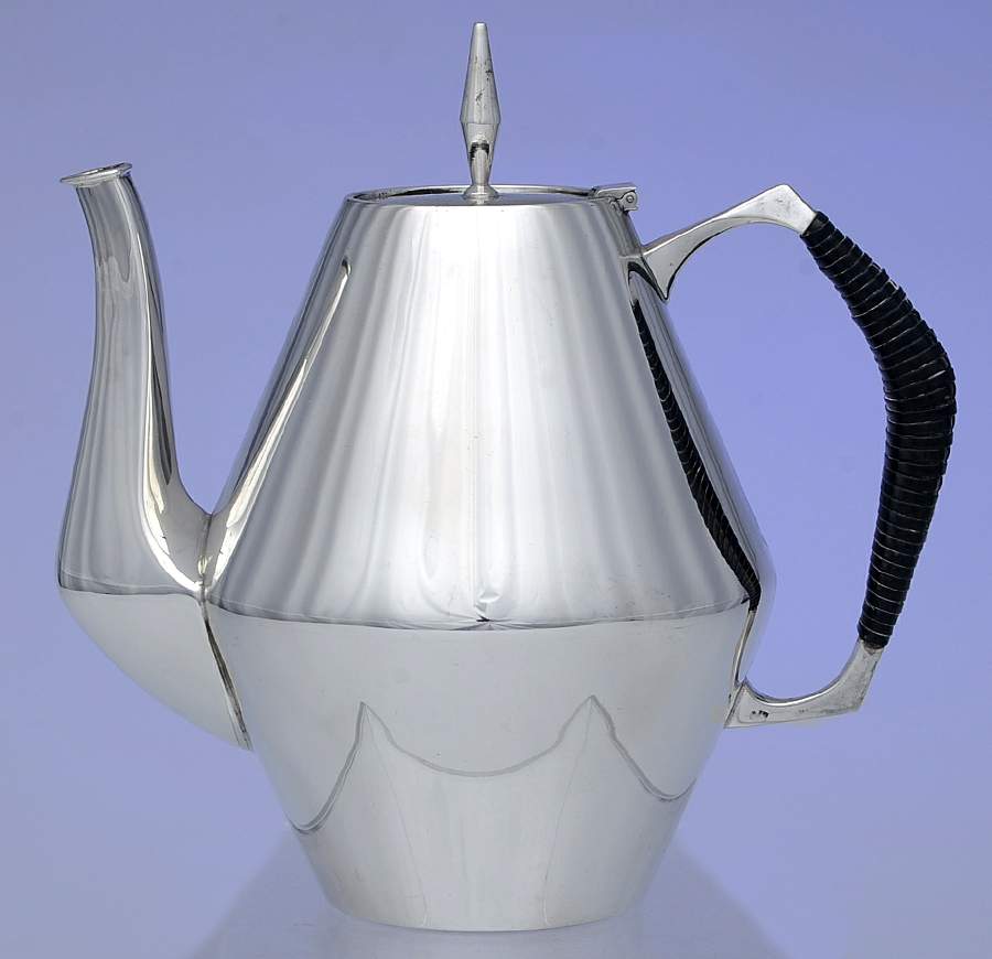 Diamond (Sterling, Hollowware) Teapot by Reed & Barton-1