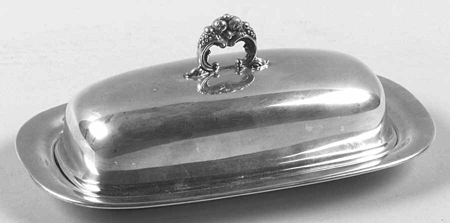 Francis I (Sterling, Hlwr, Eagle-R-Lion, Dated, Oval) Sterling 1/4 Lb Covered Butter with Glass Liner by Reed & Barton-1