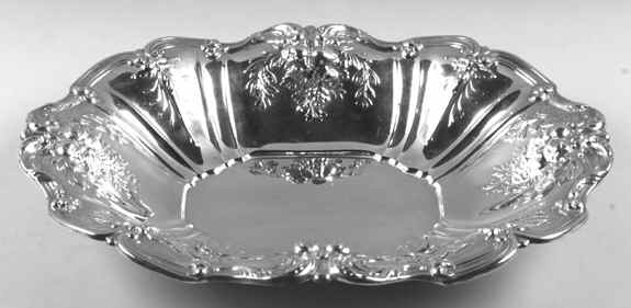 Francis I (Sterling, Hlwr, Eagle-R-Lion, Dated, Oval) Oval Footed Sterling Centerpiece by Reed & Barton-1
