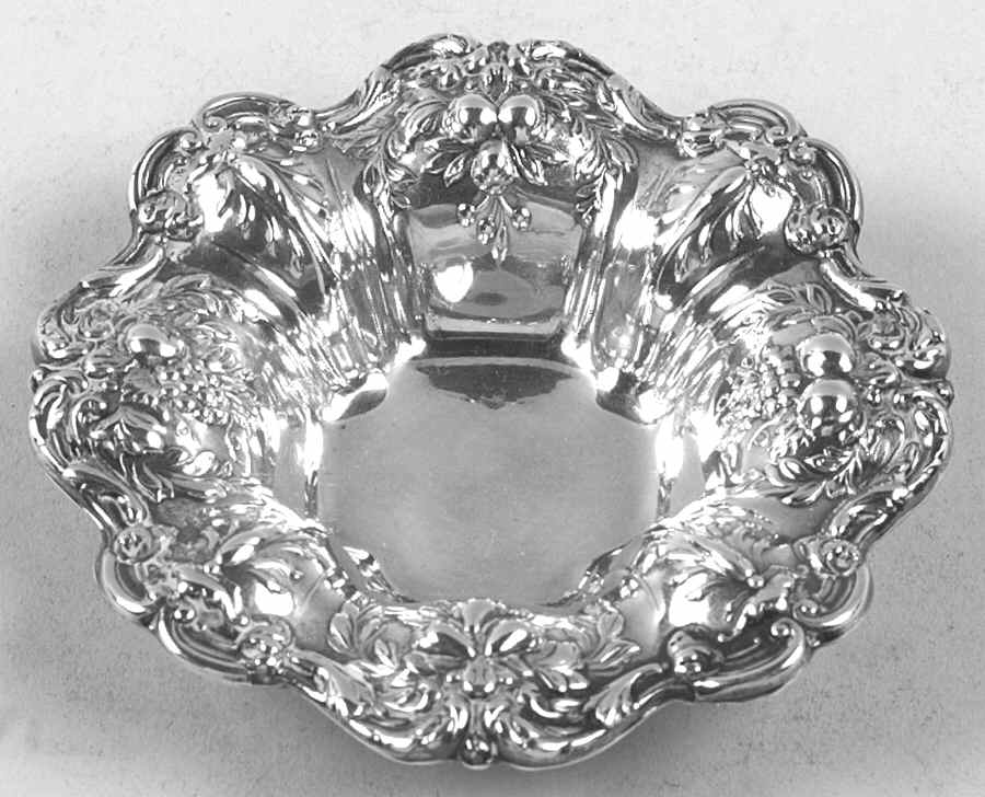 Francis I (Sterling, Hlwr, Eagle-R-Lion, Dated, Oval) Nut Dish Fruit Variant by Reed & Barton-1