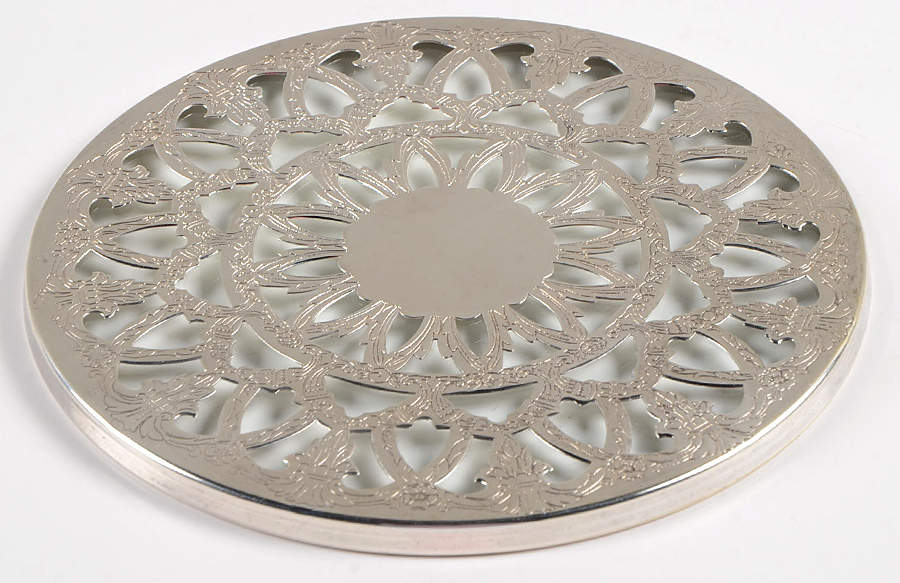 King Francis (Silverplate, Hollowware) Trivet by Reed & Barton-1