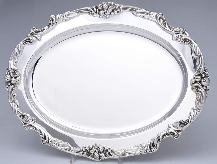 King Francis (Silverplate, Hollowware) 16" Oval Serving Platter by Reed & Barton-1