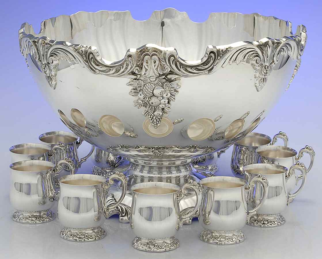 King Francis (Silverplate, Hollowware) Punch Set (Bowl and 12 Cups) by Reed & Barton-1