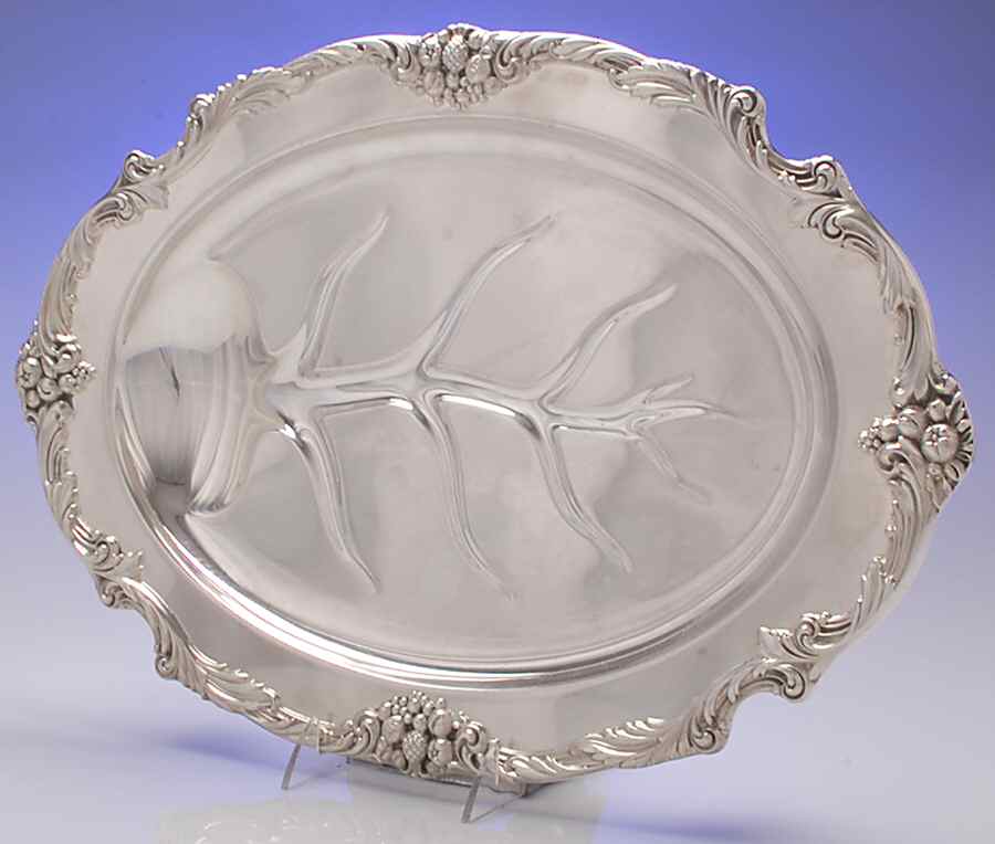 King Francis (Silverplate, Hollowware) Medium Footed Meat Platter with Well by Reed & Barton-1