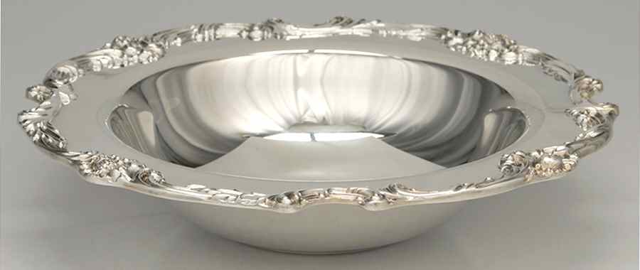 King Francis (Silverplate, Hollowware) Medium Round Vegetable Bowl by Reed & Barton-1