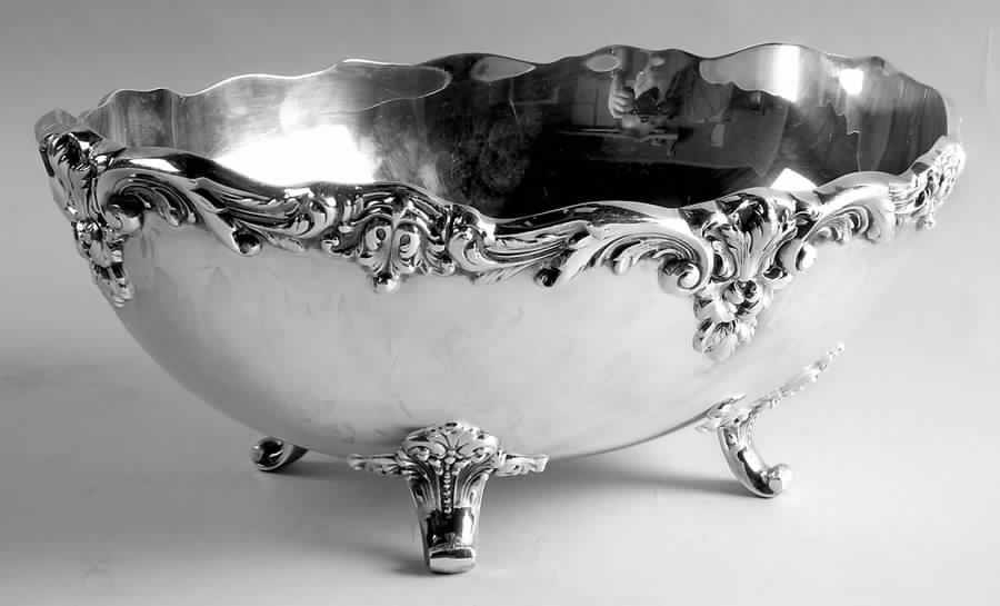 Burgundy (Silverplate, Hollowware, Older) Oval Footed Centerpiece by Reed & Barton-1