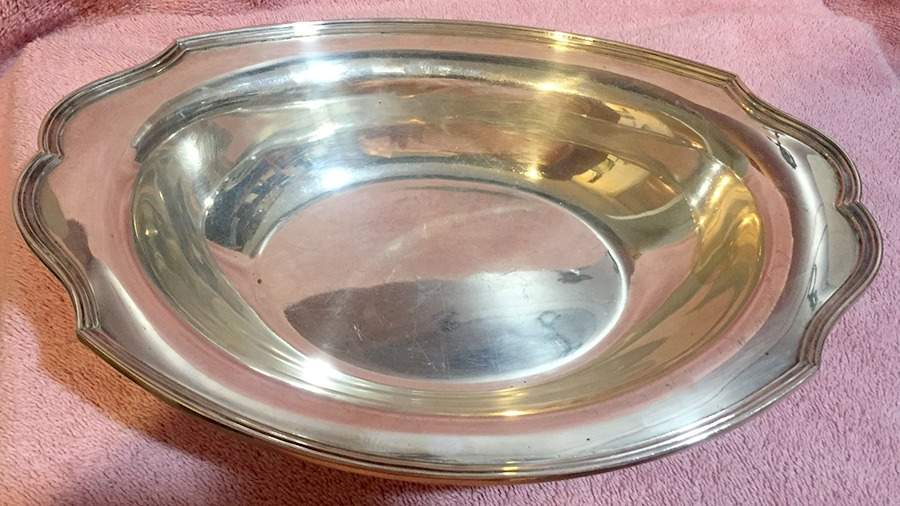 Hepplewhite-Plain (Sterling, 1907, Hollowware) 10" Oval Vegetable by Reed & Barton-1