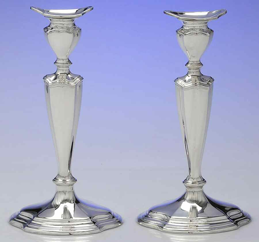 Hepplewhite-Plain (Sterling, 1907, Hollowware) Pair of Candlesticks by Reed & Barton-1