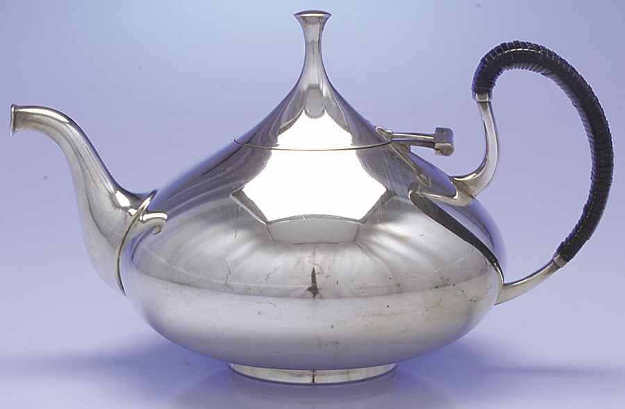 Dimension (Silverplate, Hollowware) Tea Pot by Reed & Barton-1