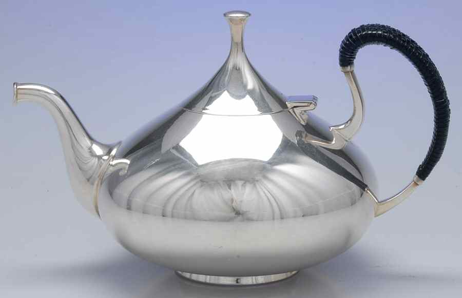 Dimension (Silverplate, Hollowware) Tea Pot by Reed & Barton-1