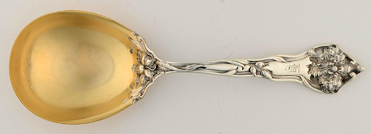 Intaglio (Sterling, 1905, Eagle-R-Lion) Oversize Solid Salad Serving Spoon by Reed & Barton-1