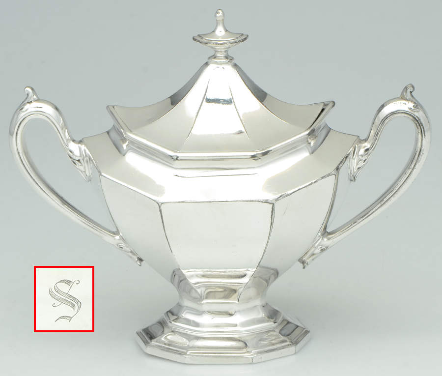 Sierra (Silverplate, Hollowware) Sugar Bowl & Lid by Reed & Barton-1