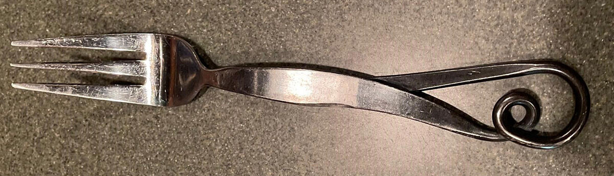 Teardrop Knot Fork by Retroneu-1