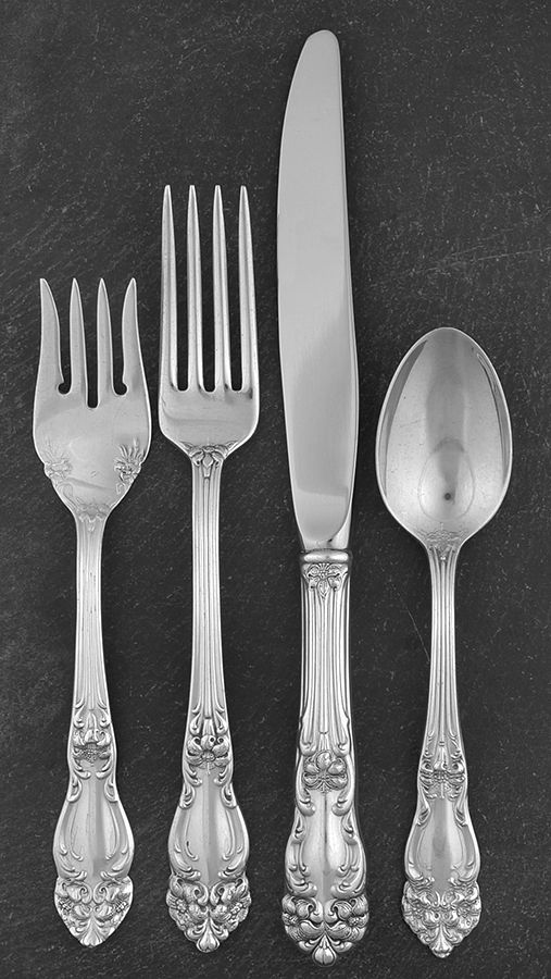 Festivity (Silverplate, 1945) 4 Piece Place Setting by Reed & Barton-1
