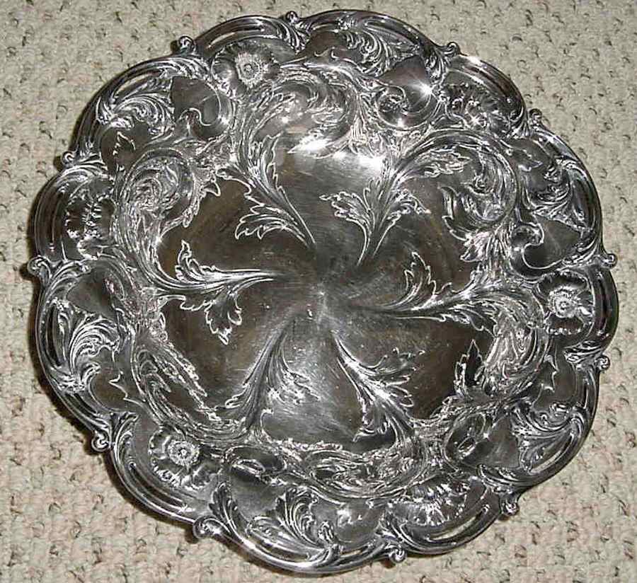 Les Six Fleurs (Sterling, Hollowware) 11" Round Vegetable by Reed & Barton-1