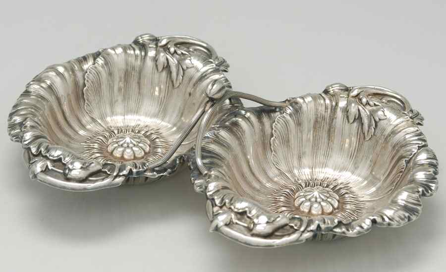 Les Cinq Fleurs (Sterling, Hollowware) 2 Part Handled Bon Bon by Reed & Barton-1