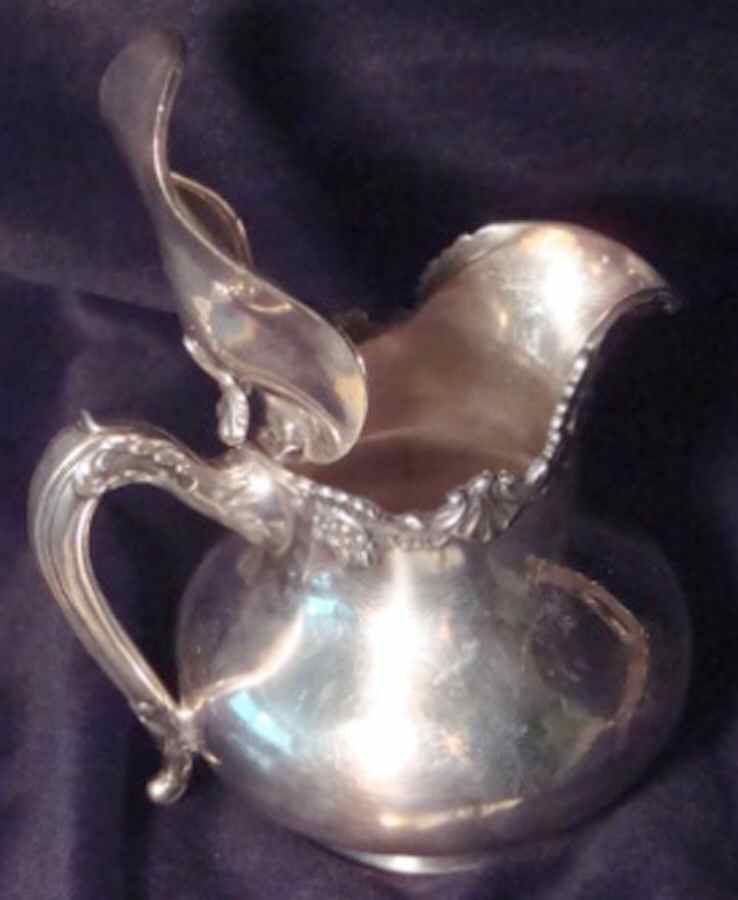3515 (Silverplate, Hollowware) Creamer & Hinged Lid by Reed & Barton-1