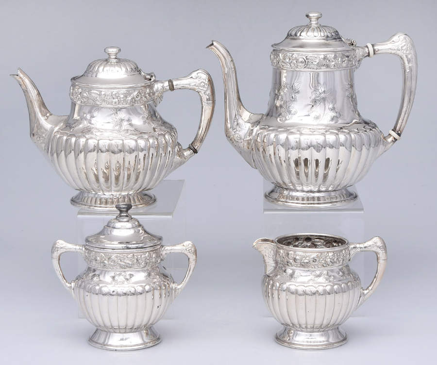 3224 (Silverplate, Hollowware) (4 Piece) Silverplate Tea Set by Reed & Barton-1