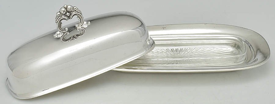 Francis I (Sterling, Hollowware, No Dates) Sterling 1/4 Lb Covered Butter with Glass Liner by Reed & Barton-1