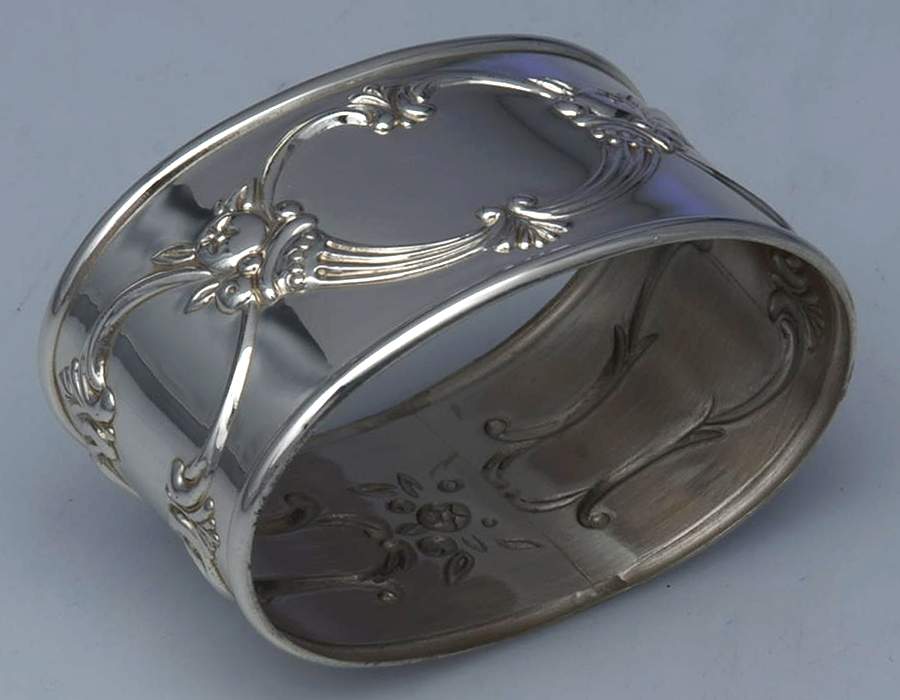 Francis I (Sterling, Hollowware, No Dates) Sterling Napkin Ring by Reed & Barton-1