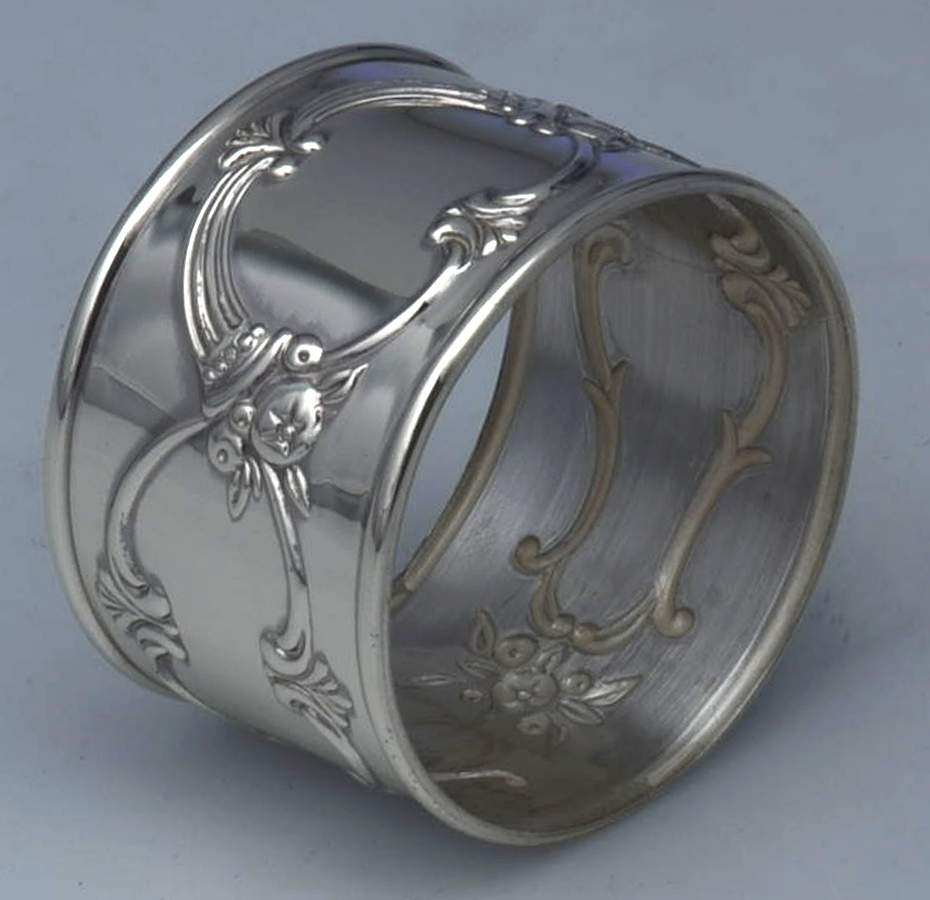 Francis I (Sterling, Hollowware, No Dates) Sterling Napkin Ring by Reed & Barton-1