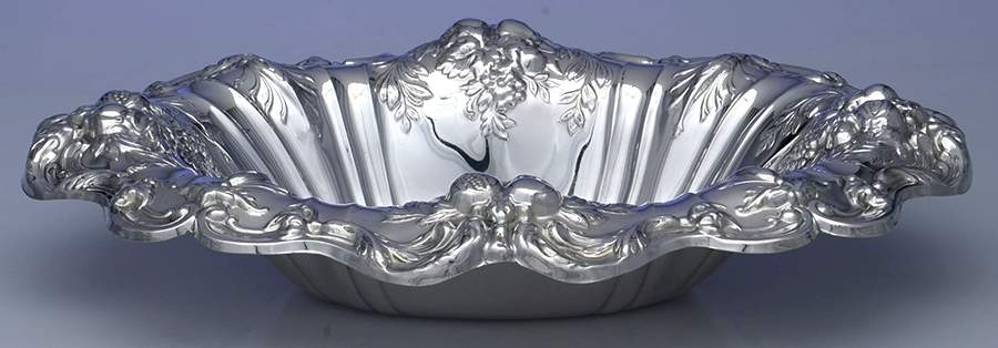 Francis I (Sterling, Hollowware, No Dates) Medium Oval Sterling Vegetable Bowl by Reed & Barton-1