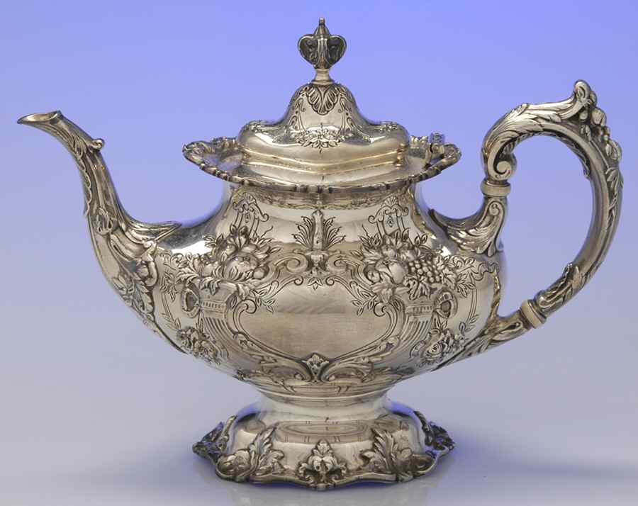 Francis I (Sterling, Hollowware, No Dates) Teapot by Reed & Barton-1