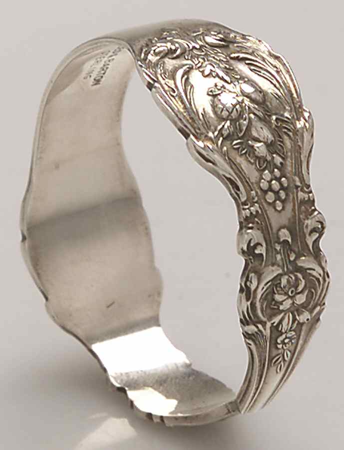 Francis I (Sterling, Hollowware, No Dates) Open Napkin Ring by Reed & Barton-1