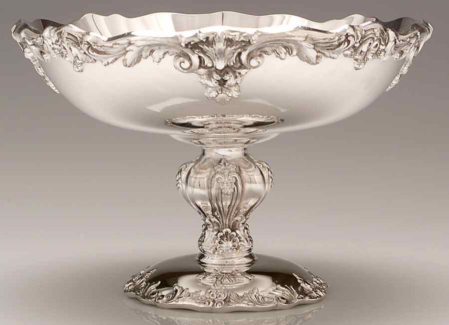 347 (Silverplate, Hollowware) Silverplate Fruit Stand Centerpiece by Reed & Barton-1