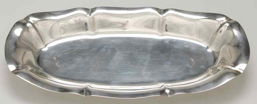 Salem (Silverplate, Hollowware) 12" Bread Tray by Reed & Barton-1