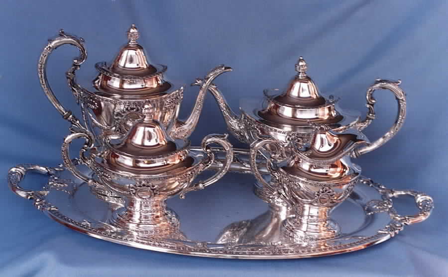 3852 (Silverplate, Hollowware) 5-Piece Silverplate Tea Set (with Tray) by Reed & Barton-1