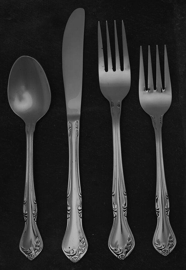 Rose Queen (Heritage) 4 Piece Place Setting by Reed & Barton-1