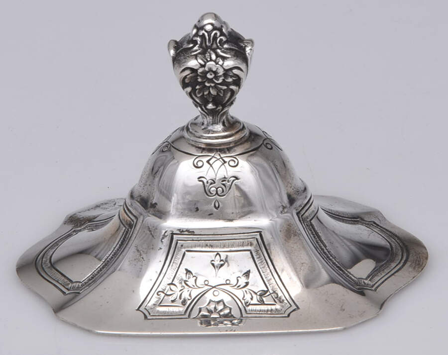 Heritage (Sterling, Hollowware) Lid for Sugar Bowl by Reed & Barton-1