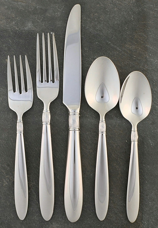 Dane (Stainless) 5 Piece Place Setting by Reed & Barton-1