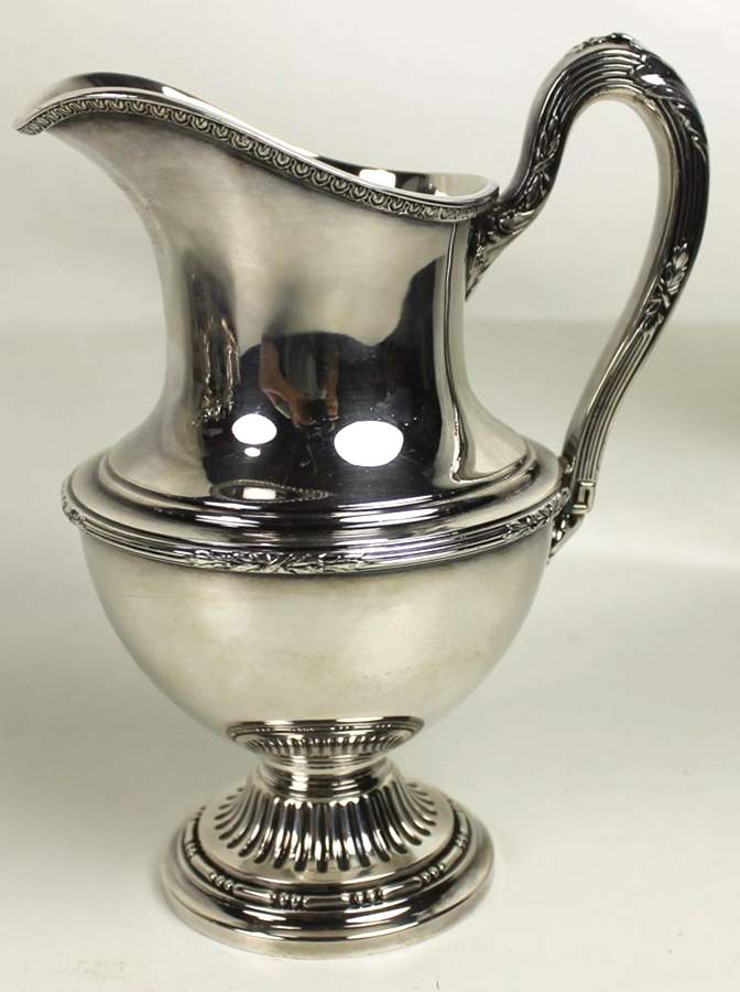 4020 (Silverplate, Hollowware) Creamer by Reed & Barton-1