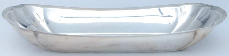 Shannon (Silverplate, Hollowware) 9" Bread Tray by Reed & Barton-1