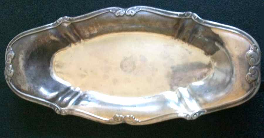 St. Francis (Silverplate, Hollowware) Bread Tray by Reed & Barton-1