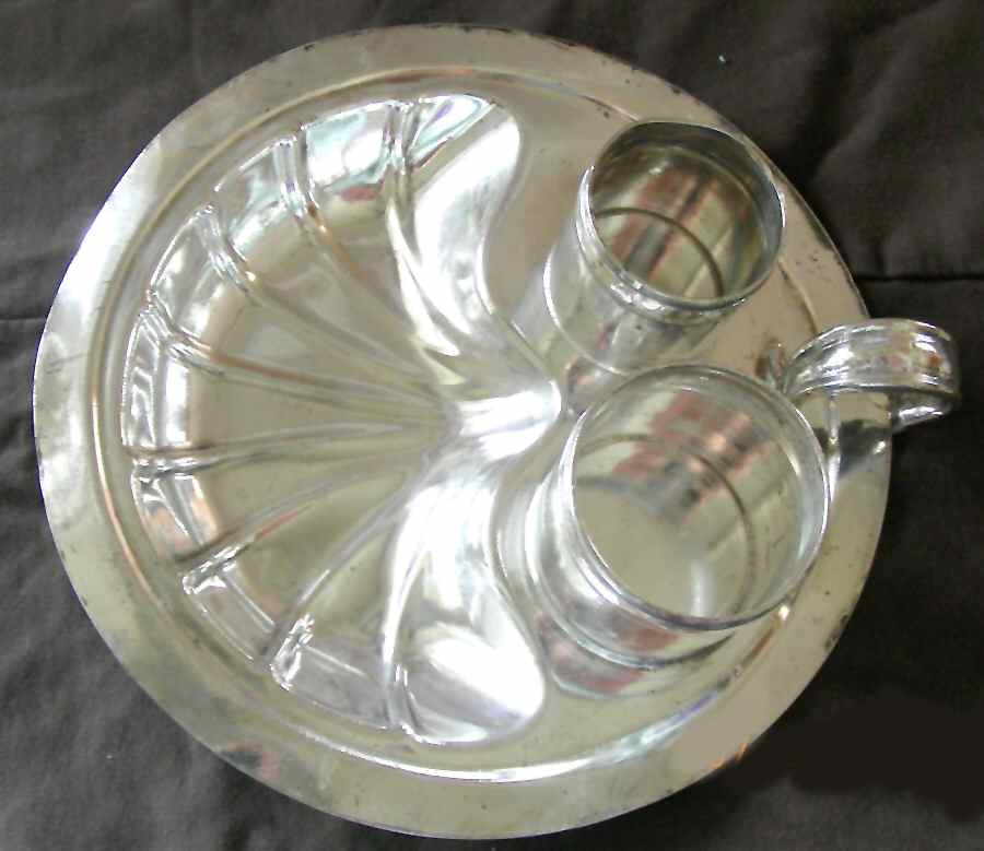 2800 (Silverplate, Hollowware) 1-Piece Attached Plated Chip & Dip Set by Reed & Barton-1
